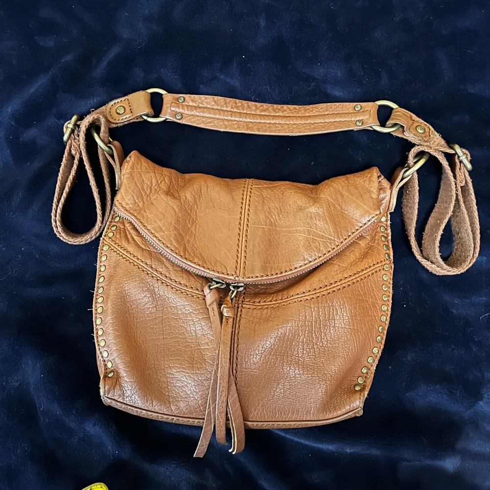 The Sak handbag with loads of pockets and space 🌺